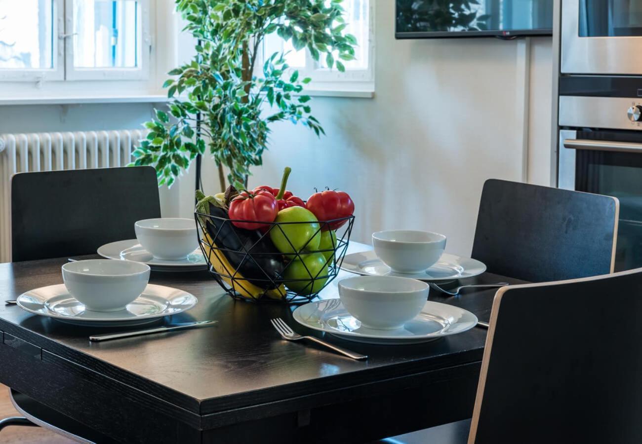 Hitrental Schmidgasse - Apartments Zurich Bagian luar foto